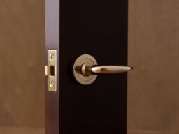 製品化した真鍮製金物